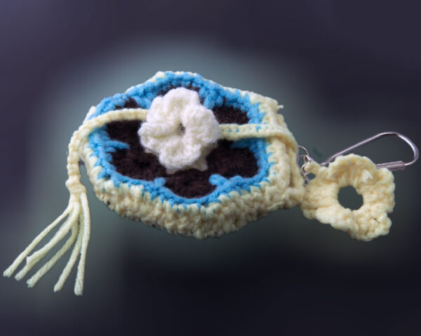 Purselet charm, african flower crochet